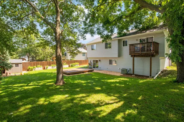 195 116th LN NW, Coon Rapids, MN 55448