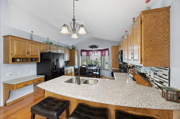 1746 Tipton CIR NW, Elk River, MN 55330
