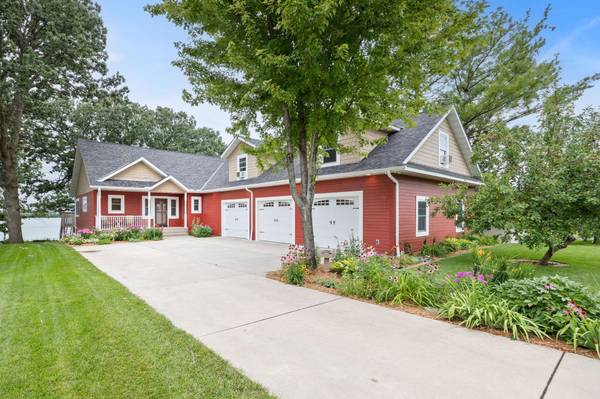 55211 County Road 38,  Buffalo Lake,  MN 55314