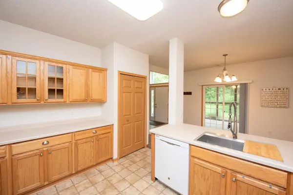 6729 Pine Crest TRL S, Cottage Grove, MN 55016