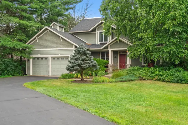 4550 Lilac LN N, Lake Elmo, MN 55042