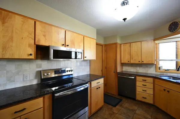400 3rd AVE SE, Pine Island, MN 55963