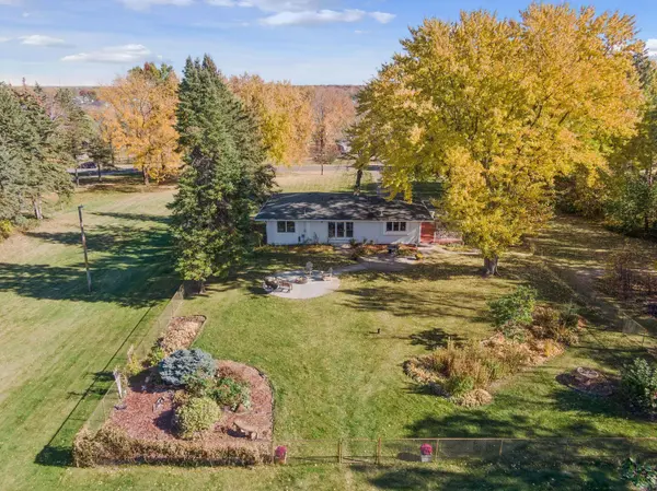13731 Vinewood LN N, Dayton, MN 55327