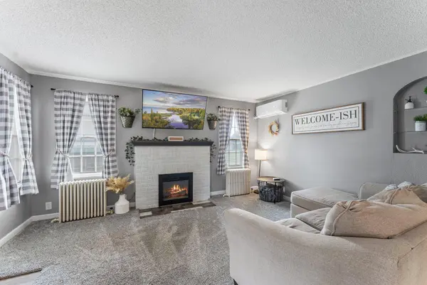 433 11th AVE SW, Cambridge, MN 55008