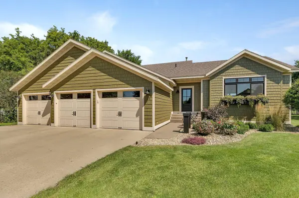 618 Corrine CRK, Sartell, MN 56377
