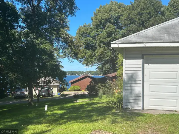 11160 Hollister AVE NW, Maple Lake, MN 55358
