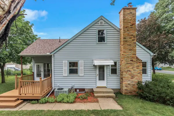 3286 Library LN, Saint Louis Park, MN 55426