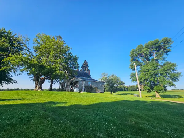 10636 145th ST, Glencoe, MN 55336