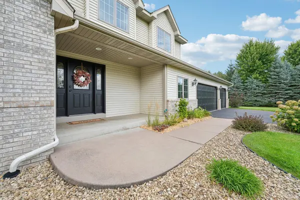 6496 260th ST, Wyoming, MN 55092