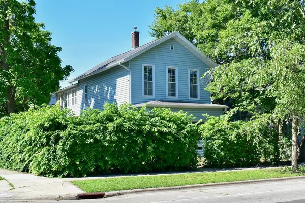 477 E 5th ST, Winona, MN 55987