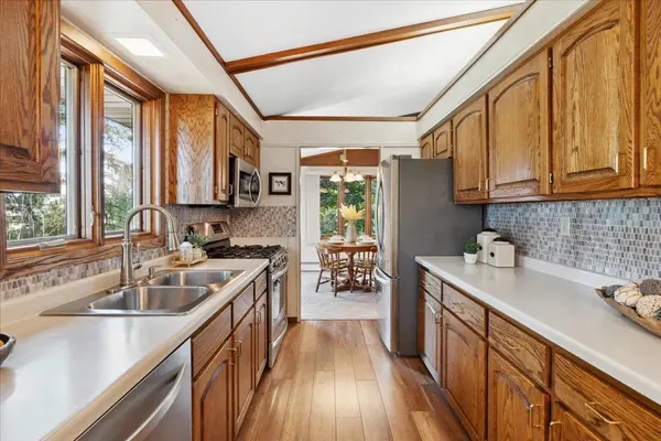 1031 100th AVE Roberts, WI 54023