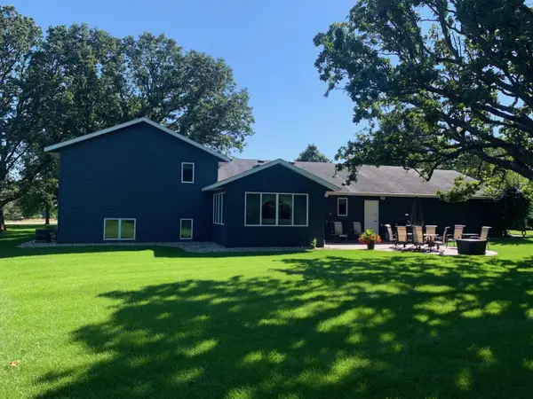 15362 Century Estates CIR, Cold Spring, MN 56320