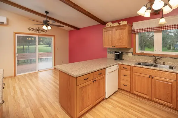 28 Leprechaun LN, Mantorville, MN 55955
