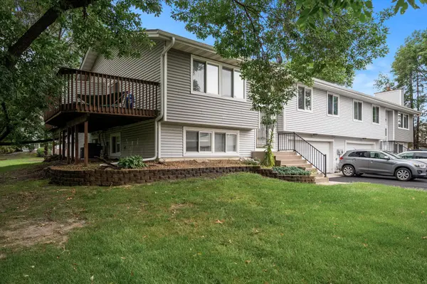 489 96th LN NE, Blaine, MN 55434