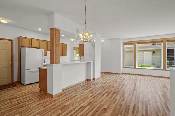 7009 98th ST S, Cottage Grove, MN 55016
