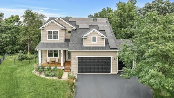 6780 Oakridge CT, Shakopee, MN 55379