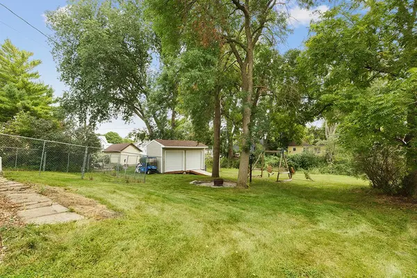 308 1st ST NW, New Richland, MN 56072