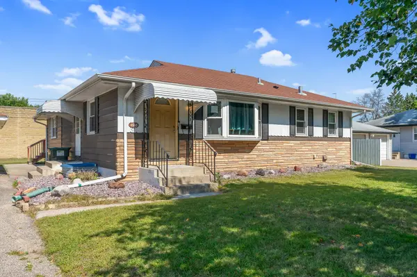 4918 Howe LN, Brooklyn Center, MN 55429