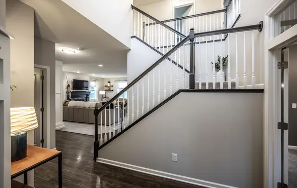 1498 Hickory LN, Waconia, MN 55387
