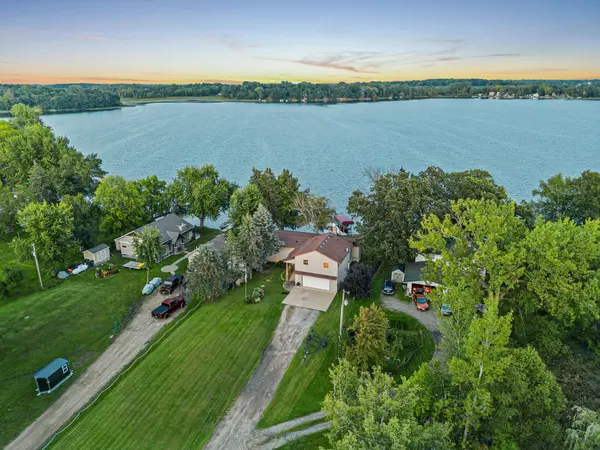 10486 Baker AVE NW, Monticello, MN 55362