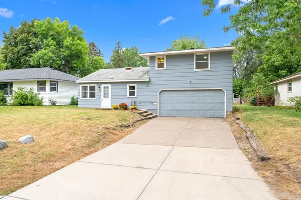 813 Adams ST, Anoka, MN 55303