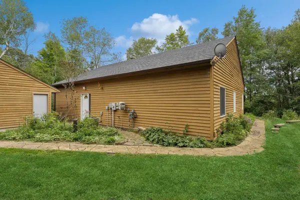 281 Old Scout Camp RD, Somerset, WI 54082