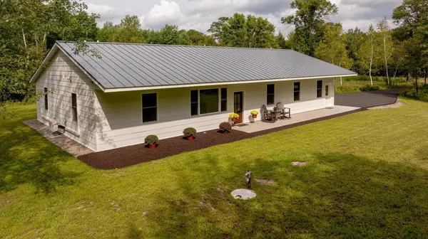 9265 Ponds Edge TRL,  Brainerd,  MN 56401