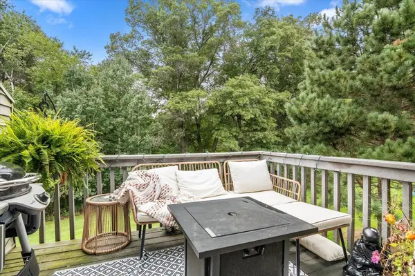 22202 Zion Pkwy NW, Oak Grove, MN 55011