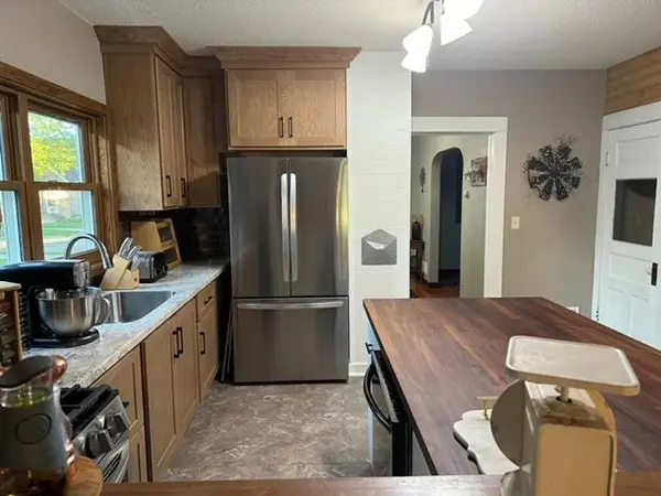 520 Marshall ST S, Caledonia, MN 55921