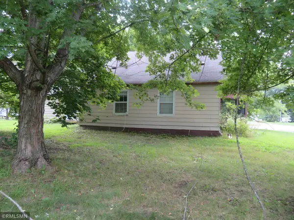 N2975 985th ST, Diamond Bluff, WI 54014