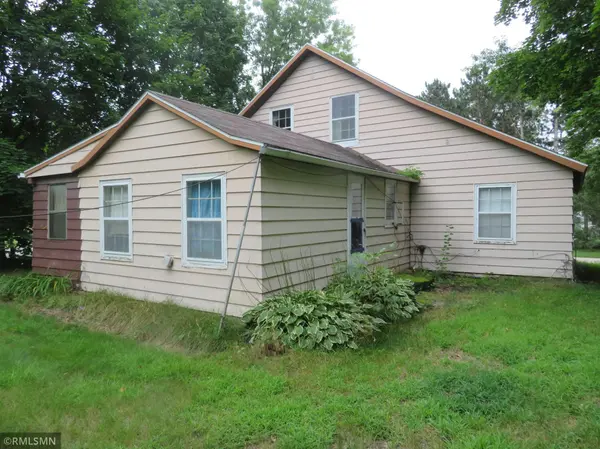 N2975 985th ST, Diamond Bluff, WI 54014