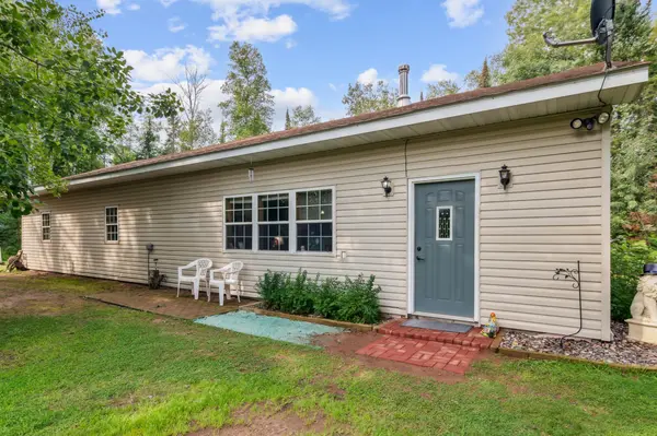 1988 County Road 8, Clear Creek Unorg. Terr., MN 55749