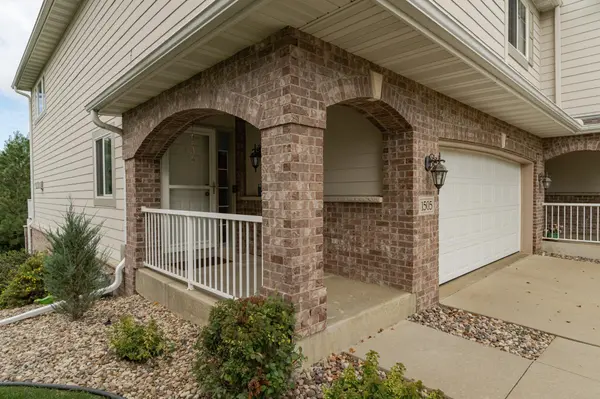 1505 Belvior LN NE, Byron, MN 55920