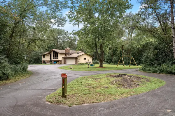 9700 Geneva AVE S, Grey Cloud Island Twp, MN 55071