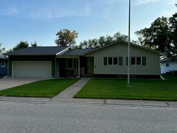 1526 Heights BLVD, Winona, MN 55987