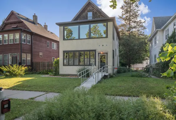 2414 24th AVE S,  Minneapolis,  MN 55406