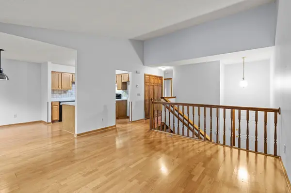 4100 S Meadowlark RD, Eagan, MN 55122