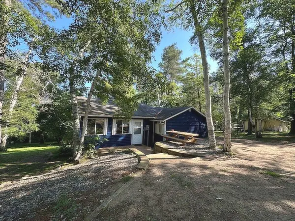 1976 Napanee Beach DR NW, Backus, MN 56435