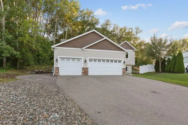 10183 Ptarmigan CT, Elko New Market, MN 55020
