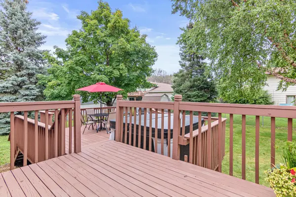 10161 Hupp ST NE, Blaine, MN 55014