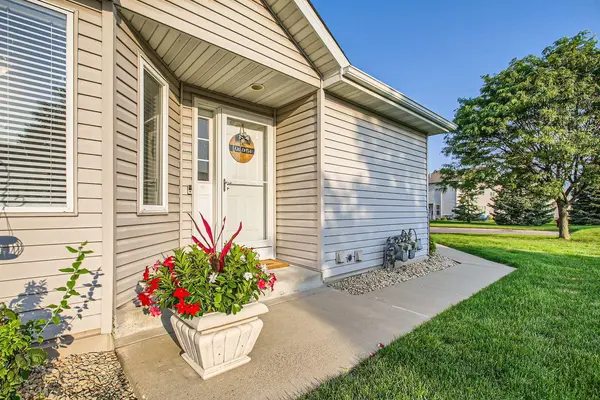 10617 64th LN NE, Albertville, MN 55301