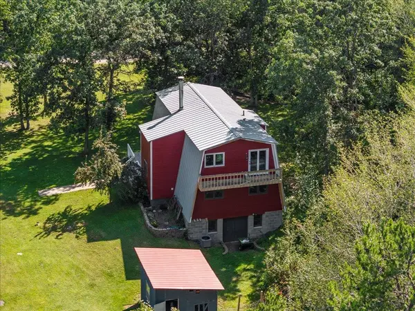 13180 Greenwood LN, Mission Twp, MN 56465