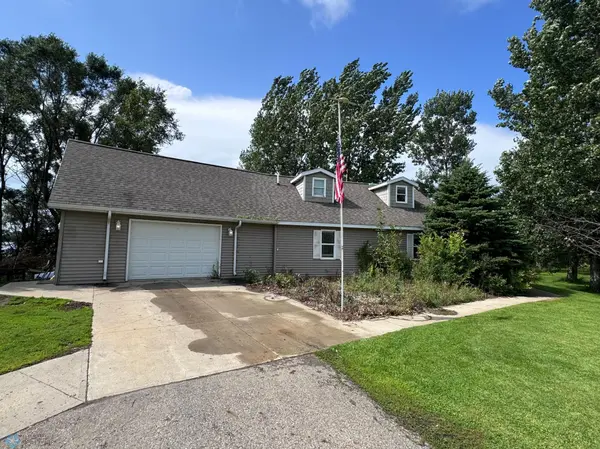 16658 94th ST SE, Hankinson, ND 58041