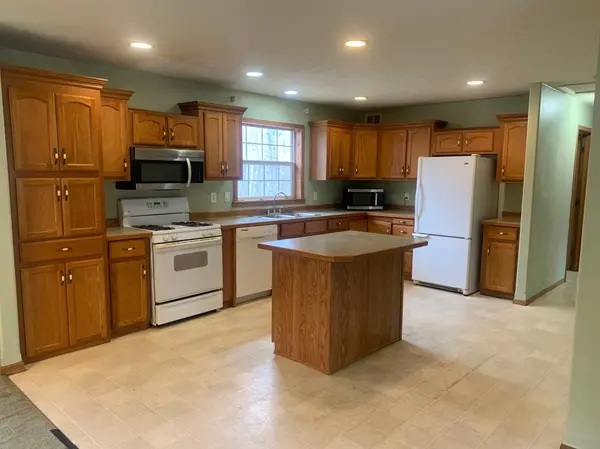 7705 245th AVE NE, Oxford Twp, MN 55079