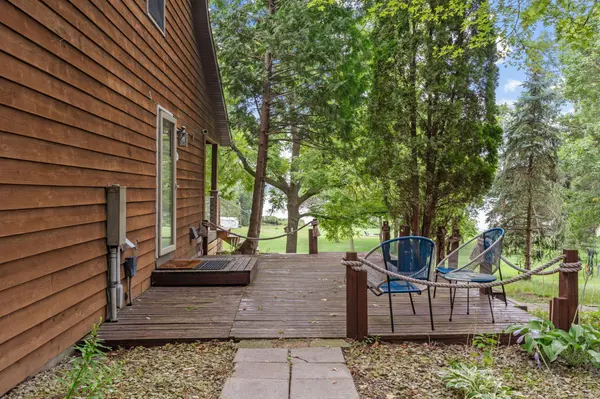 9332 Dodd RD, Kilkenny, MN 56052