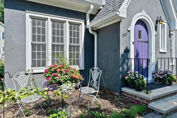 307 E 1st ST, Fairmont, MN 56031
