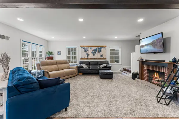 307 E 1st ST, Fairmont, MN 56031