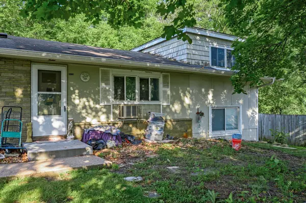 24530 Smithtown RD, Shorewood, MN 55331