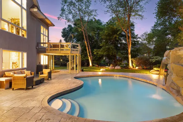 10860 Purdey RD, Eden Prairie, MN 55347