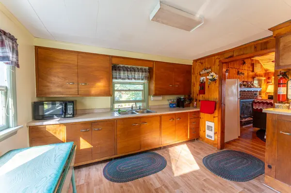 8379 Soderholm Beach RD, Beatty Twp, MN 55723